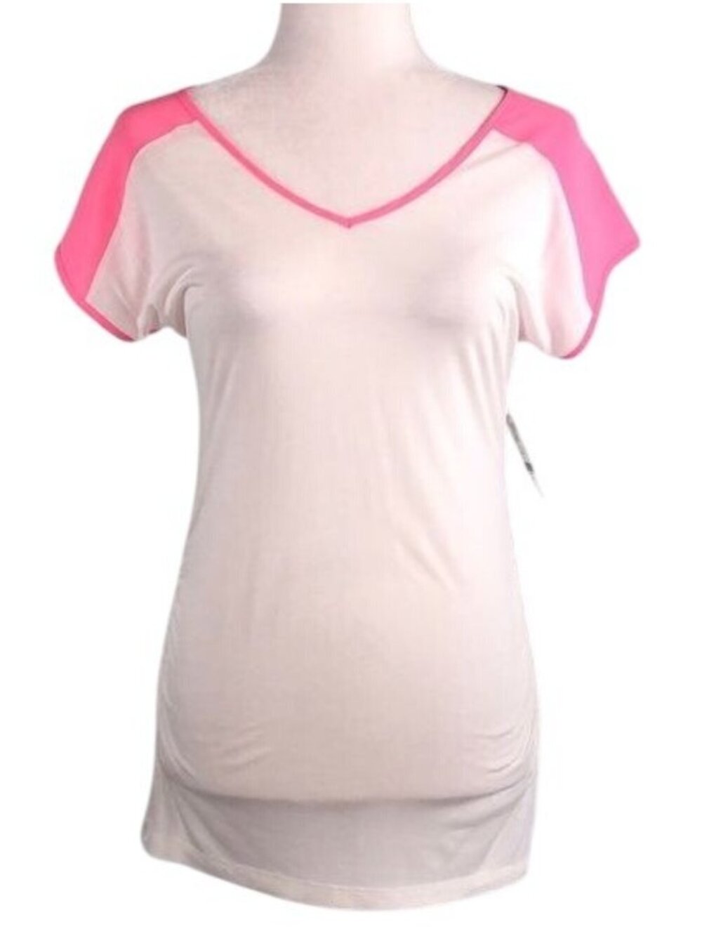 NEW YORK & COMPANY V-Neck T-Shirt - S